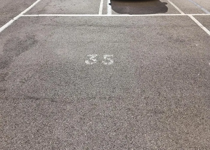 Théa : Studio avec parking privé - Actif+ Location-